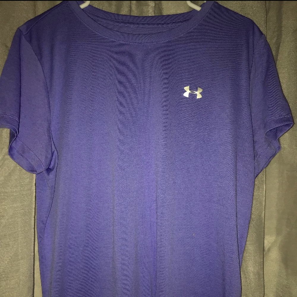 Under armor shirt